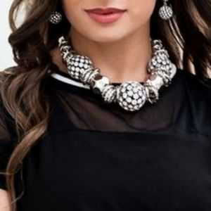 NEW Metallic The Barbara Silver Rhinestone Statement Necklace
